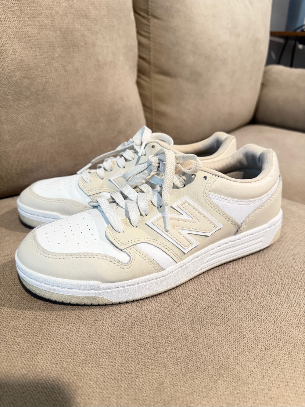 New Balance 480 Cream and White Low-Top Sneakers adult men’s size 8